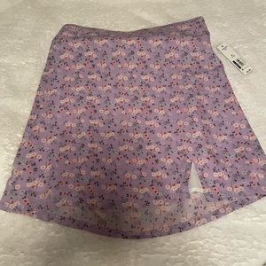 Cute flower skirt!